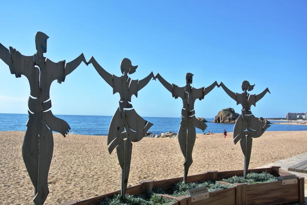 Aiguaneu Apartaments Center Blanes Esterno foto